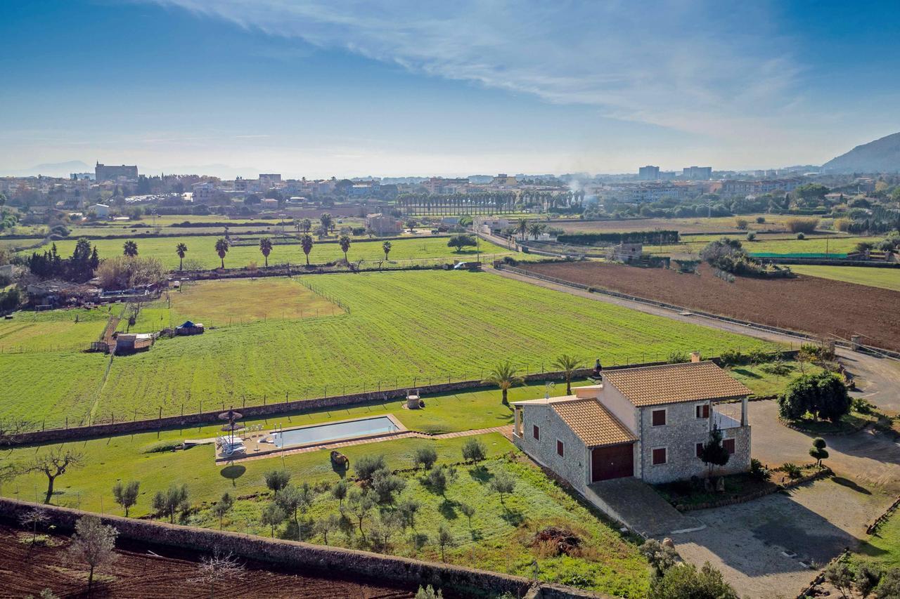 Villa Can Mosca - Private Pool & Large Garden