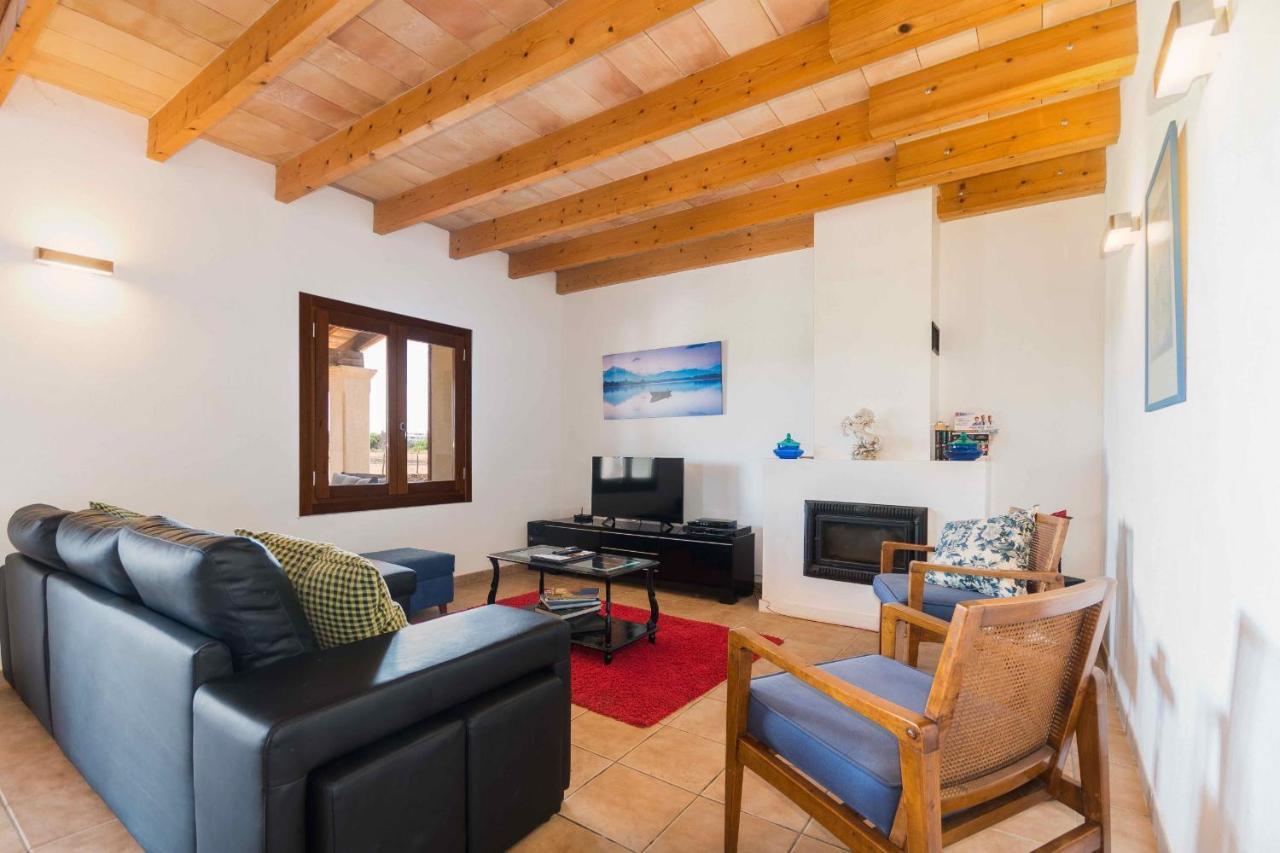 Villa Can Mosca - Private Pool & Large Garden *